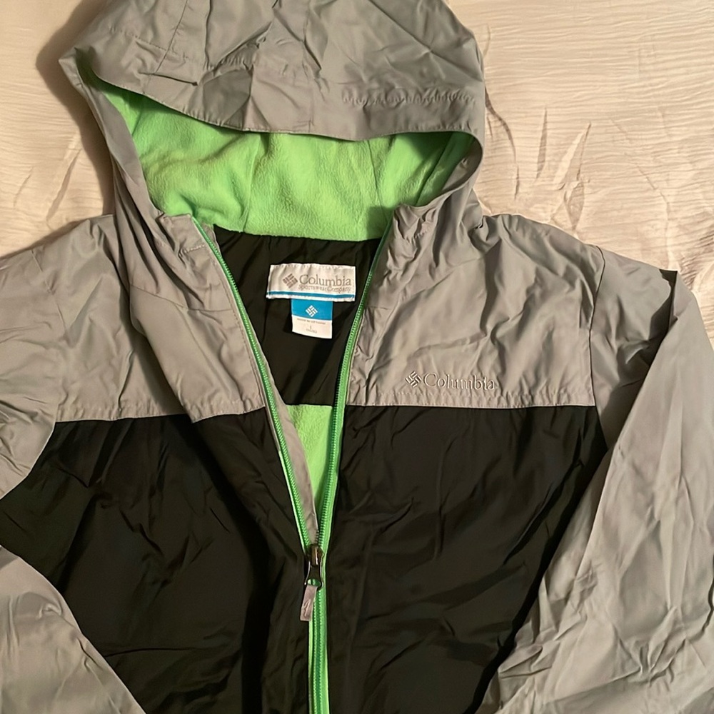 Lightweight Columbia windbreaker size L 14/16